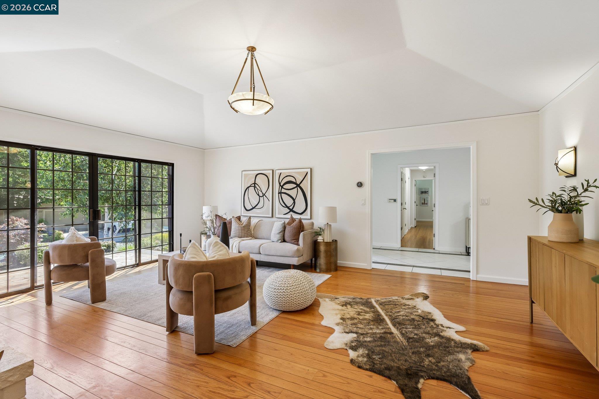 128 Corliss Dr