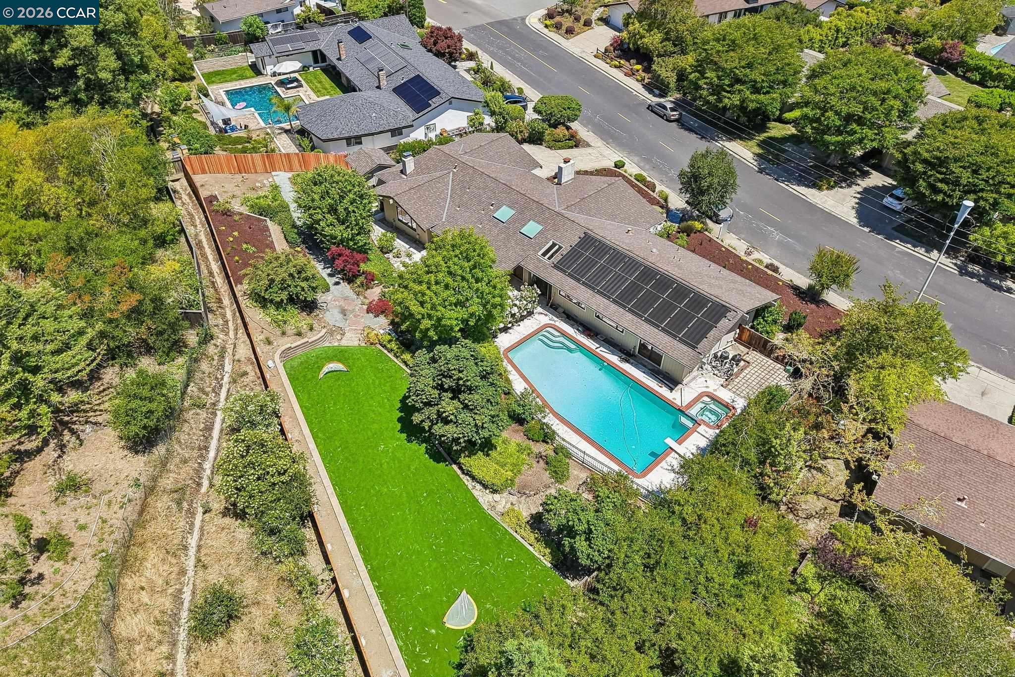 128 Corliss Dr
