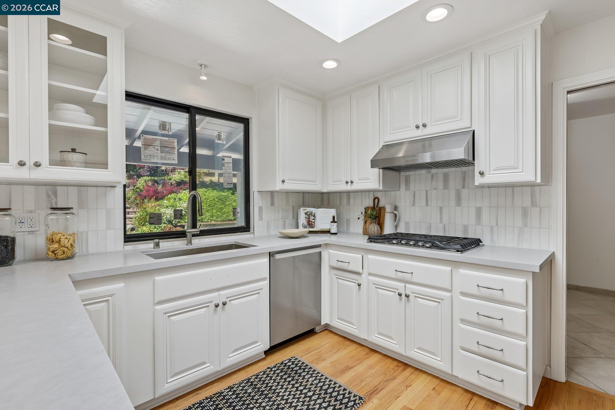 128 Corliss Dr