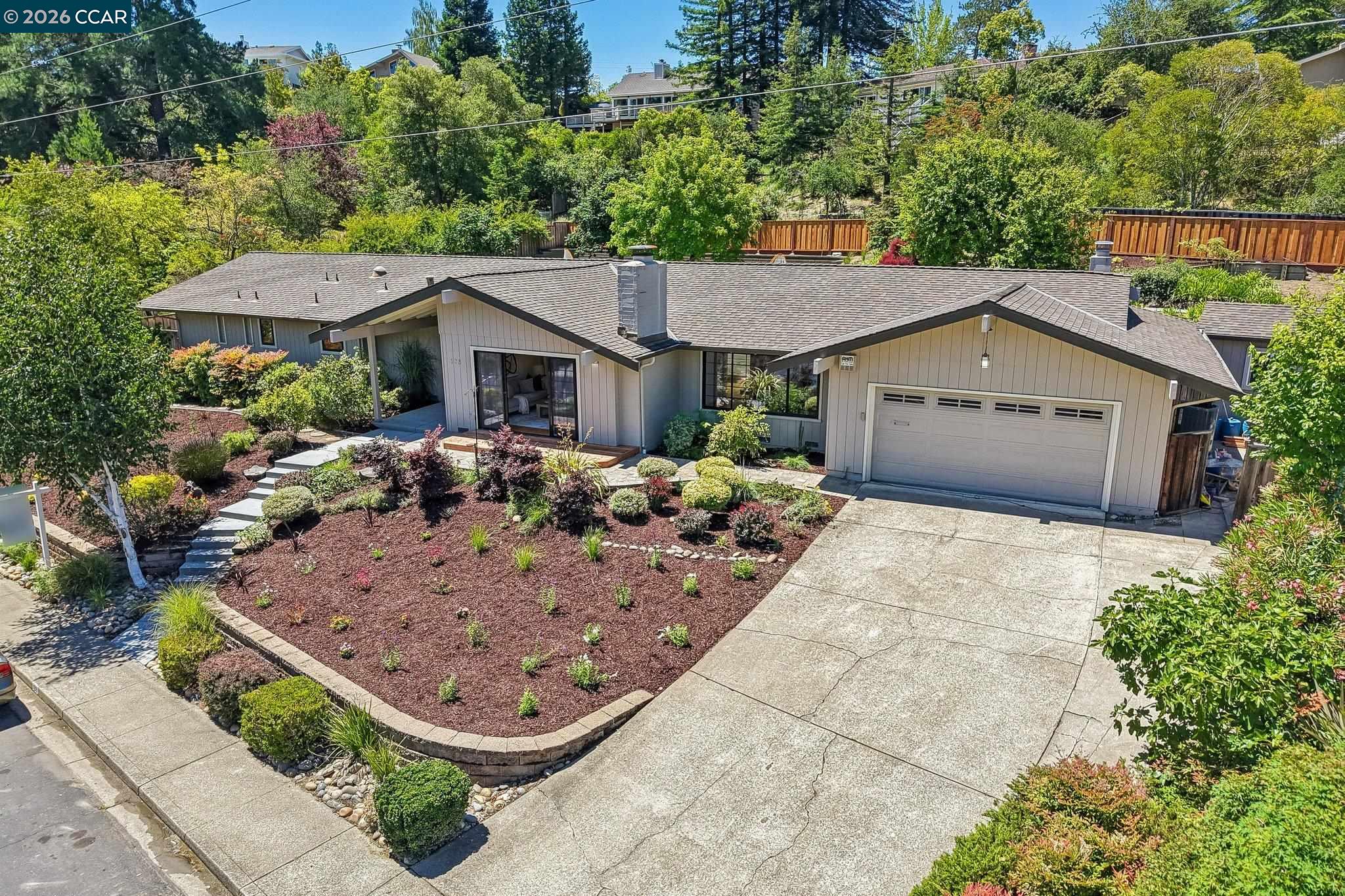 128 Corliss Dr