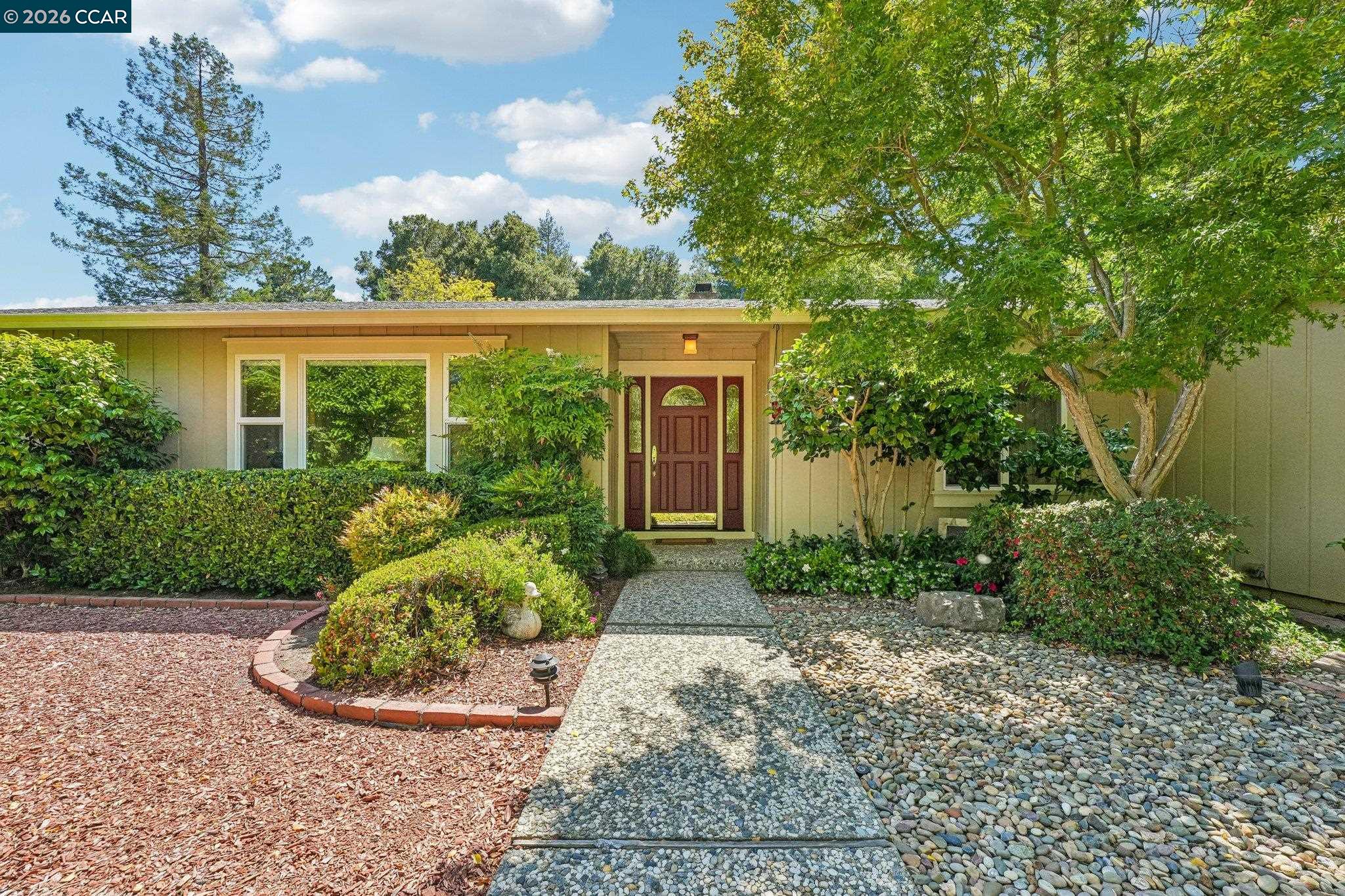 340 Donald Dr
