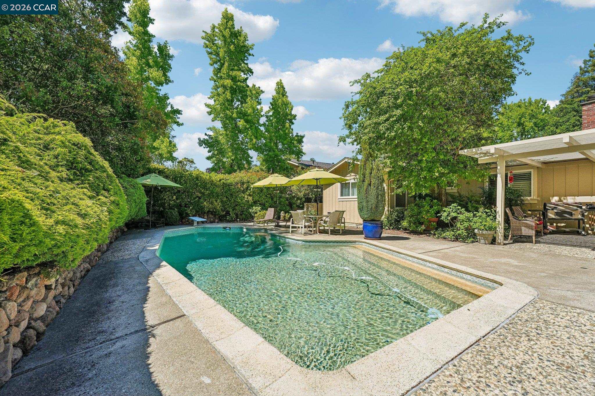 340 Donald Dr