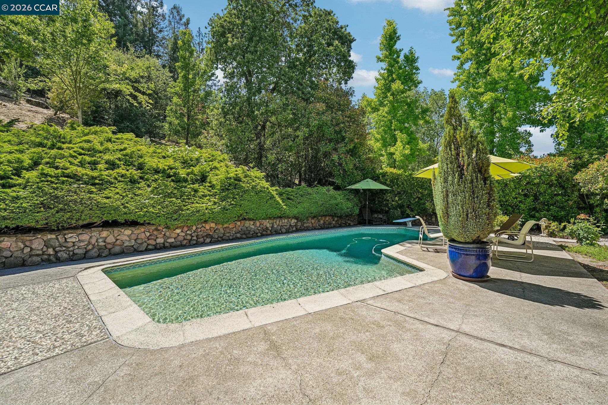 340 Donald Dr