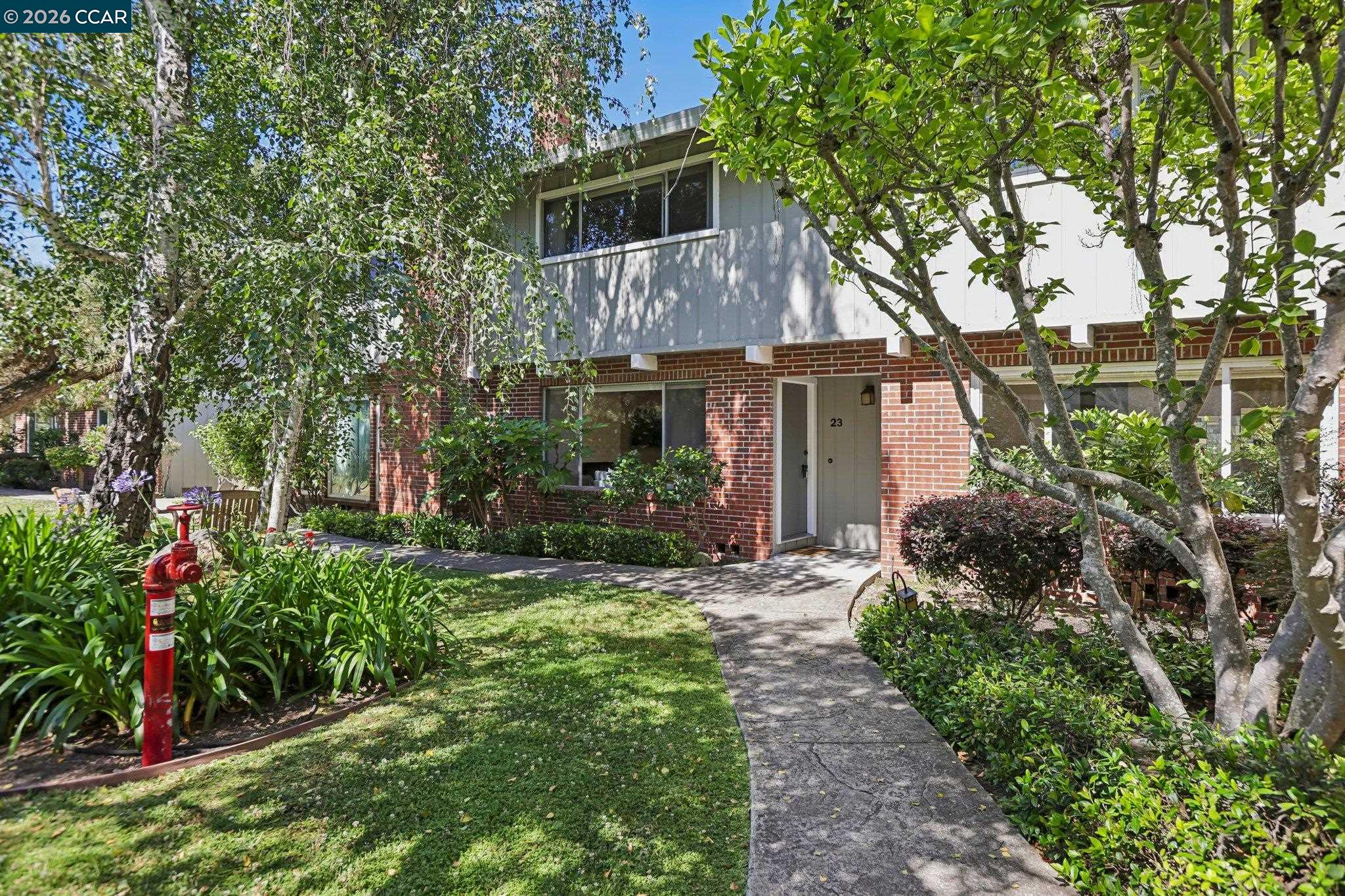 2135 Ascot Dr # 23