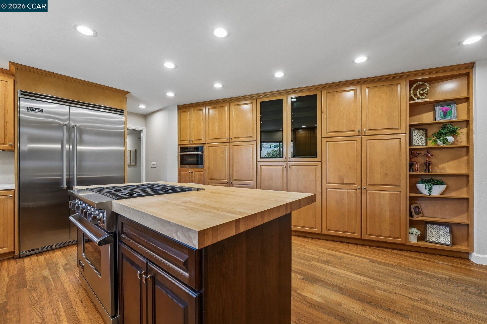 102 Brookfield Dr