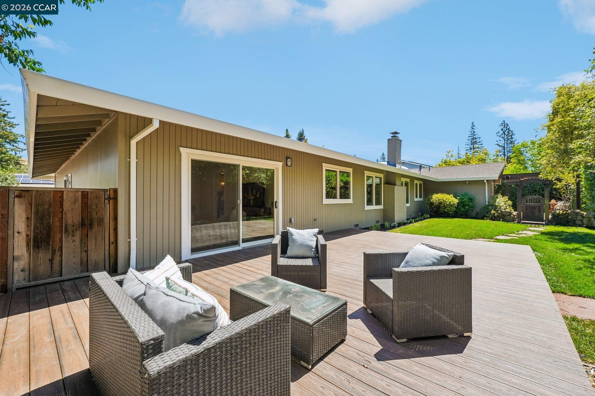 102 Brookfield Dr