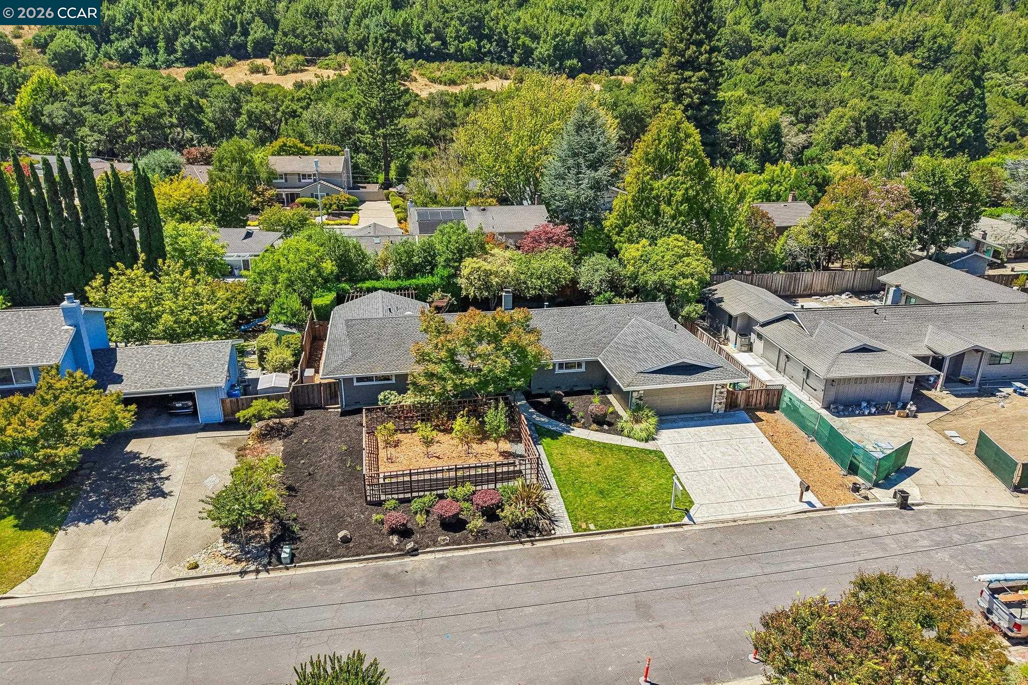 102 Brookfield Dr