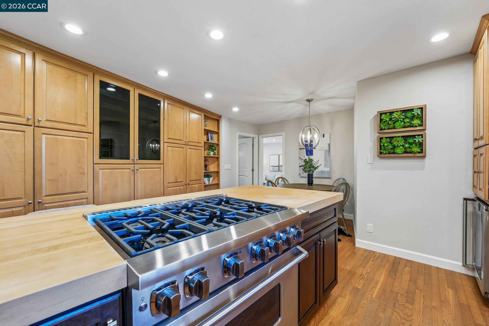 102 Brookfield Dr