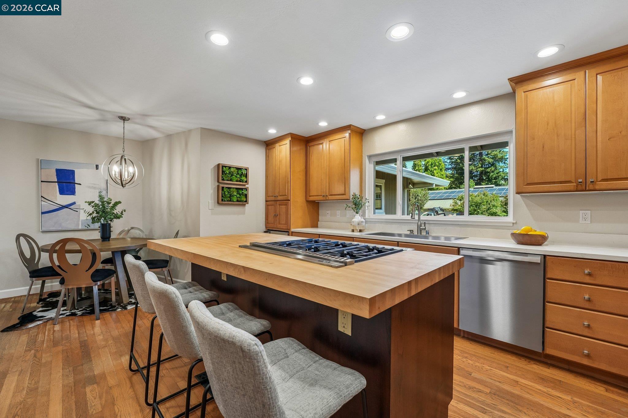 102 Brookfield Dr