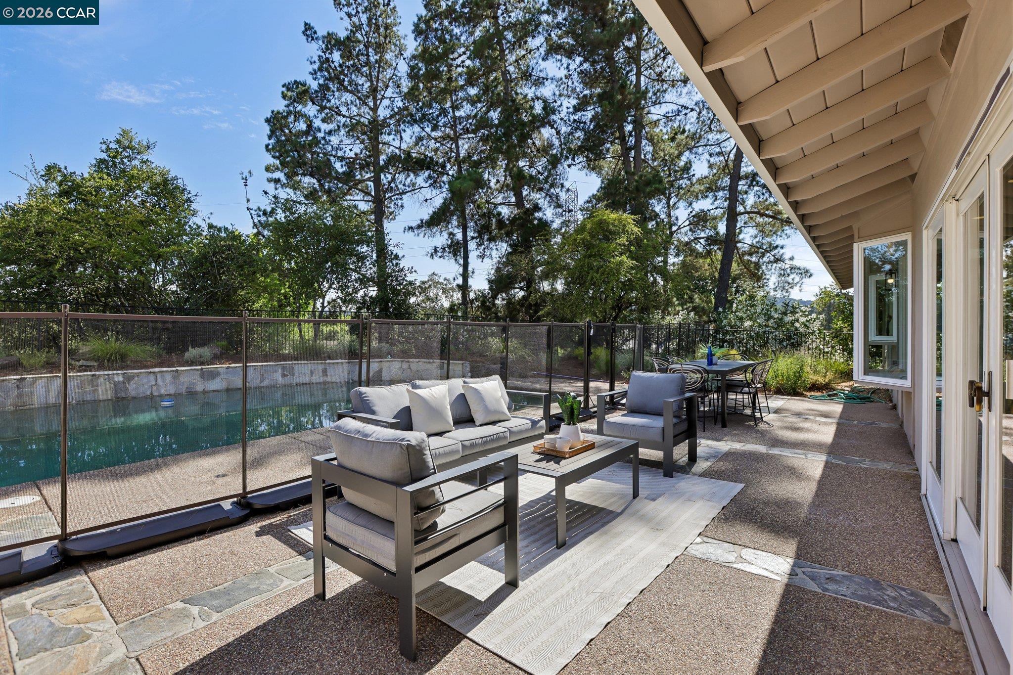 445 Kingsford Dr