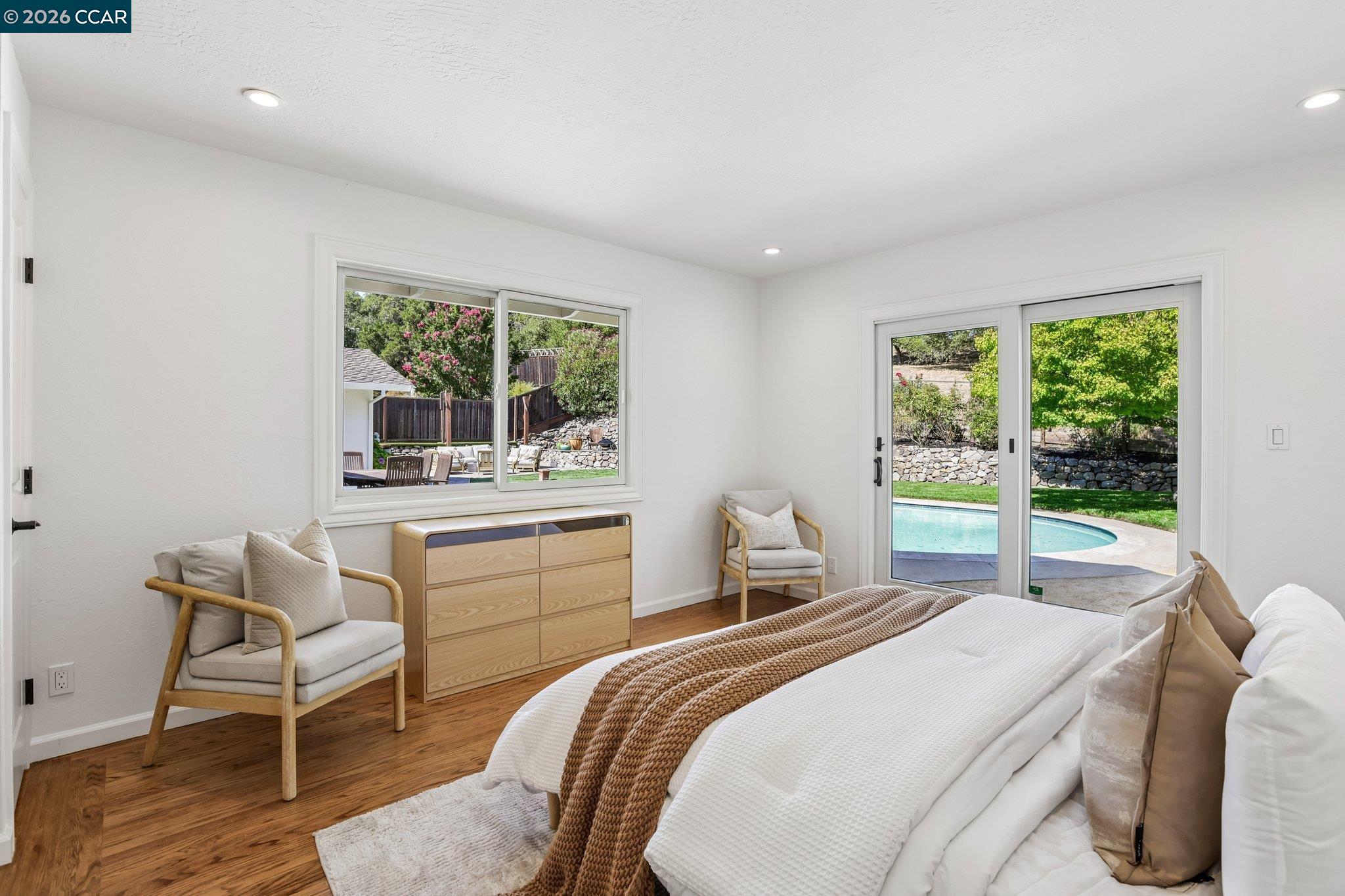 49 Corliss Dr