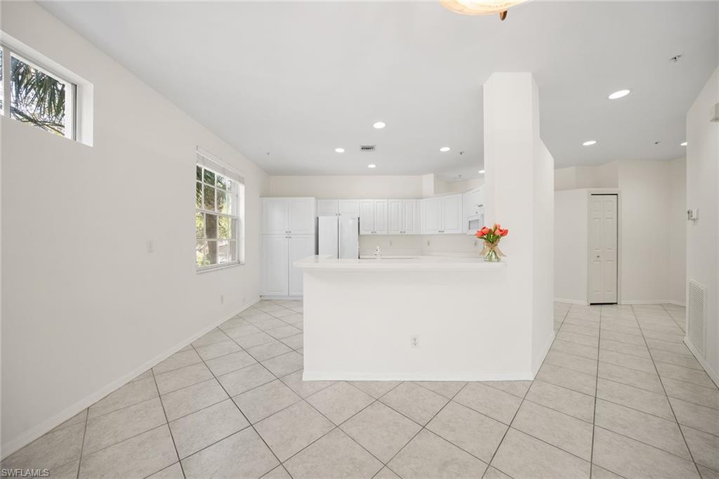 3471 Pointe Creek CT # 206