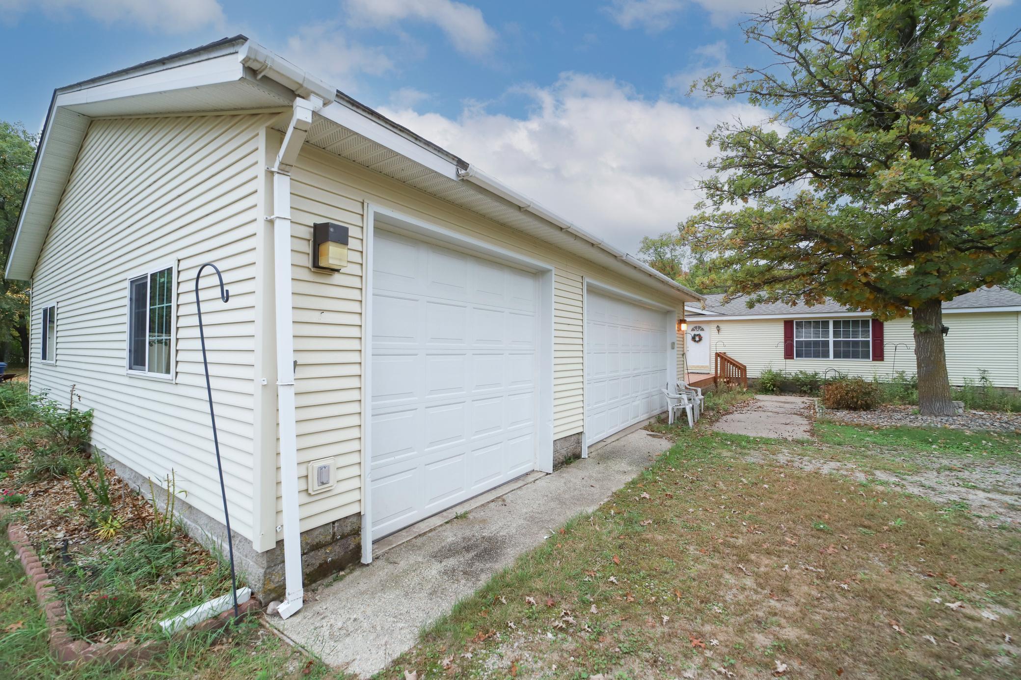 7047 Fox Road