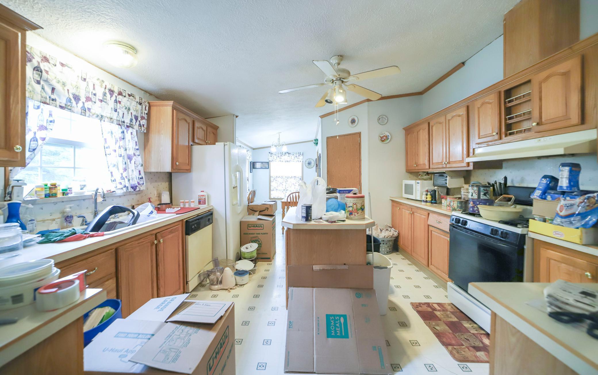 7047 Fox Road