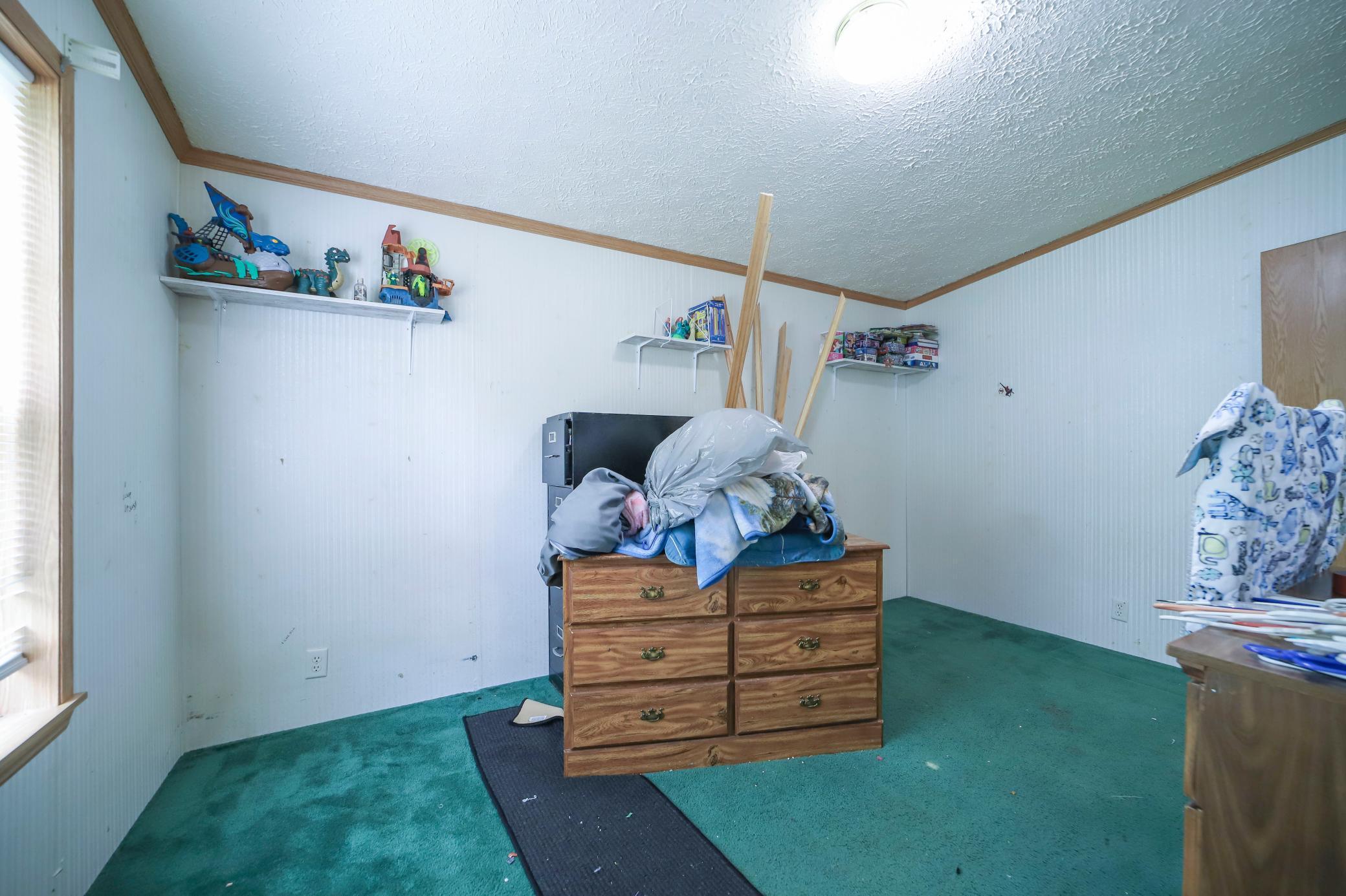 7047 Fox Road