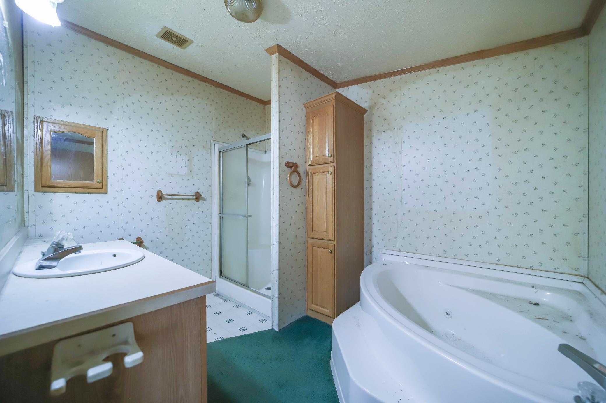 7047 Fox Road