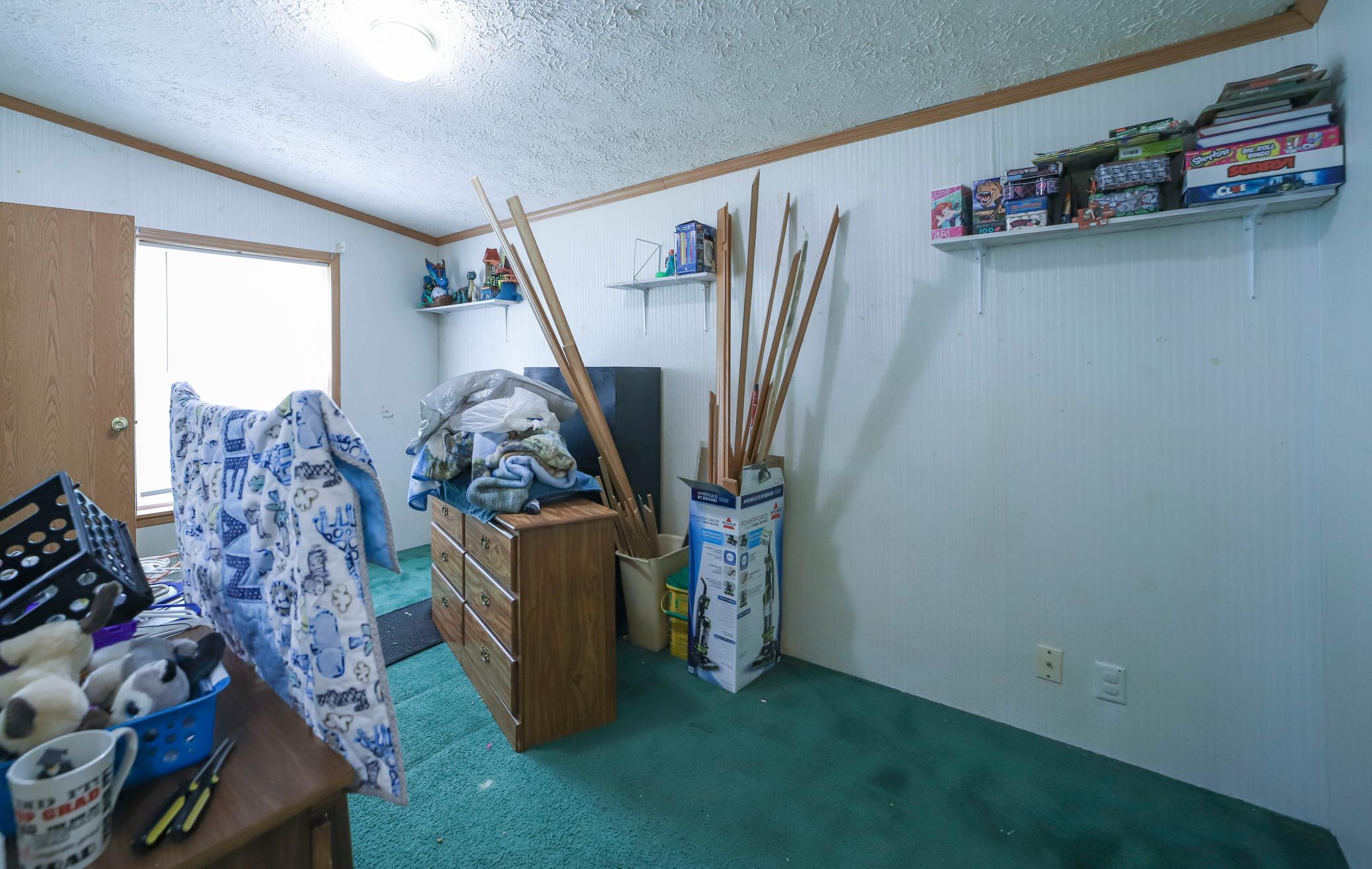 7047 Fox Road