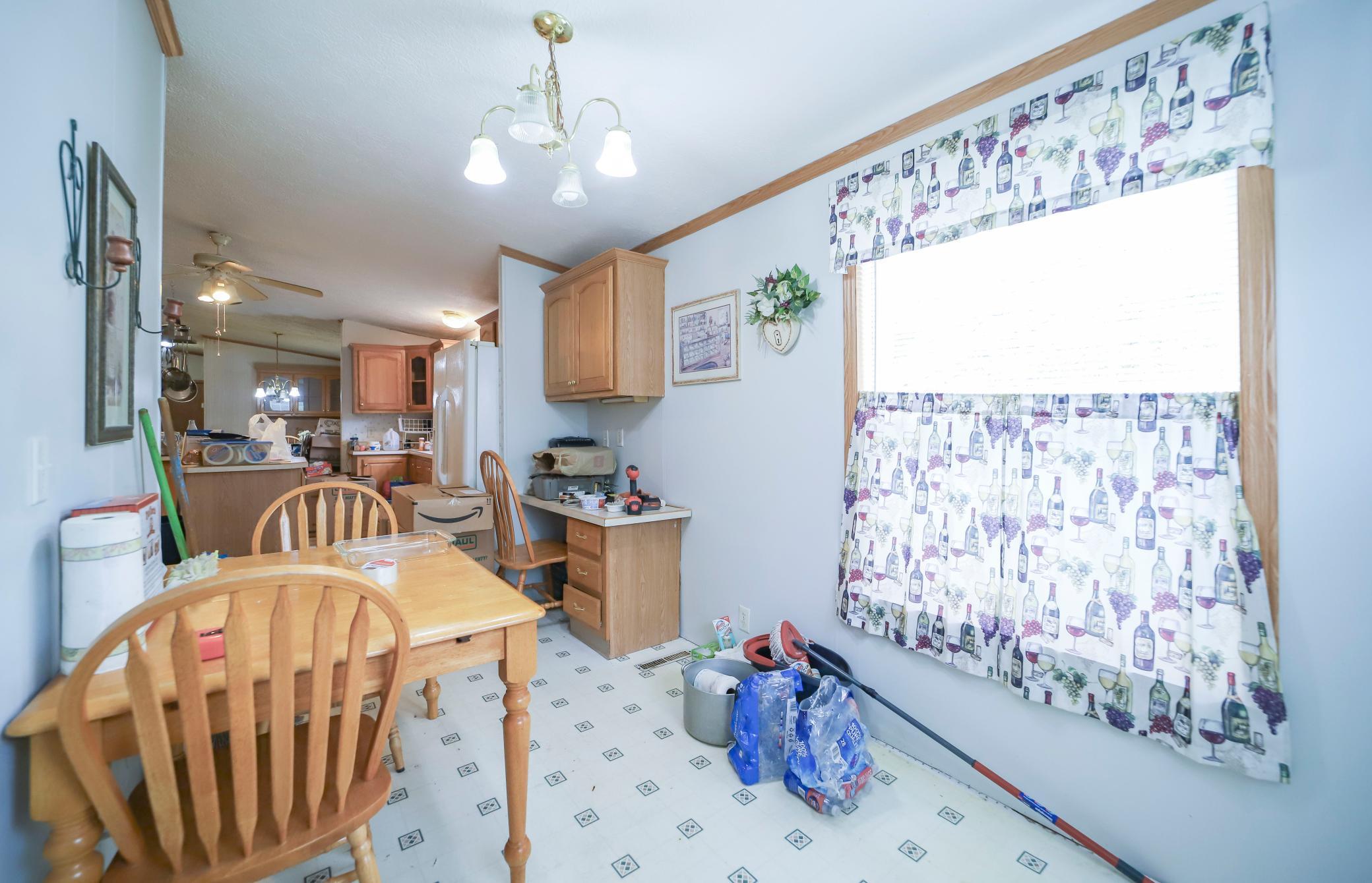 7047 Fox Road