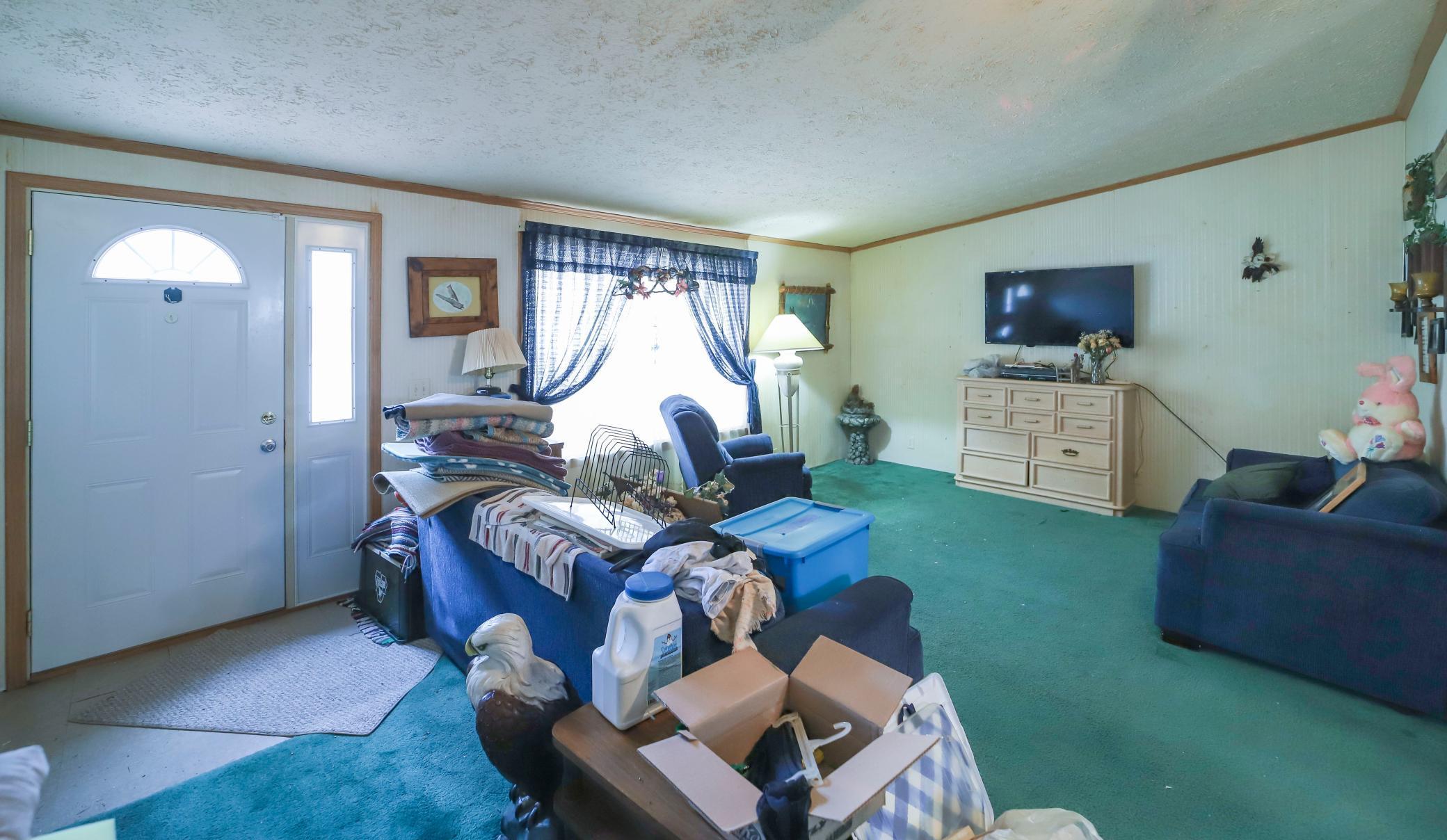 7047 Fox Road
