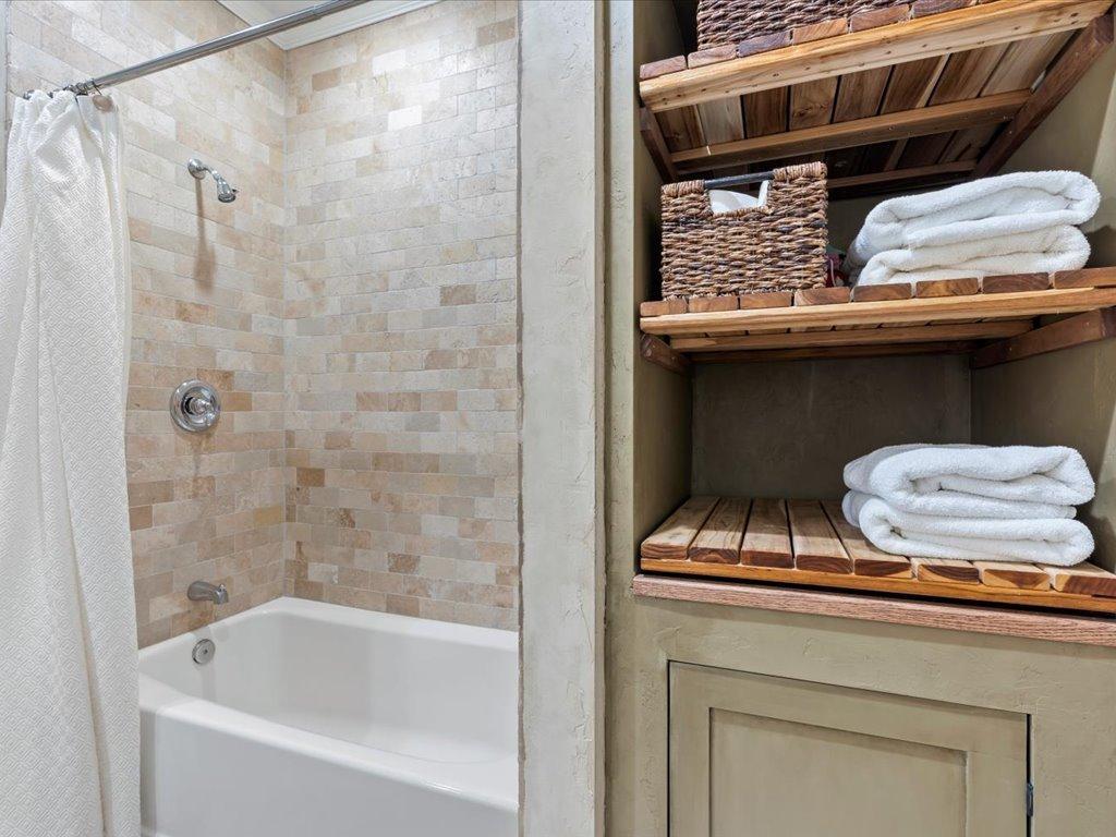 5612 Sibley Lake Road SW