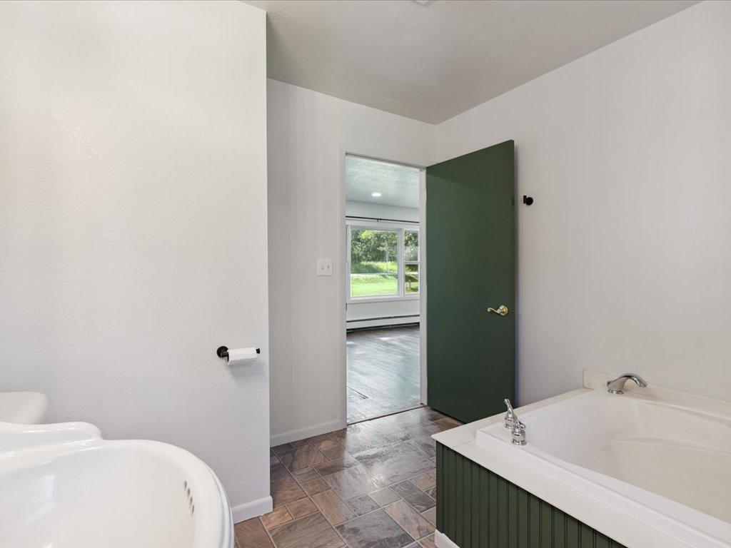 10995 Greenwood Street