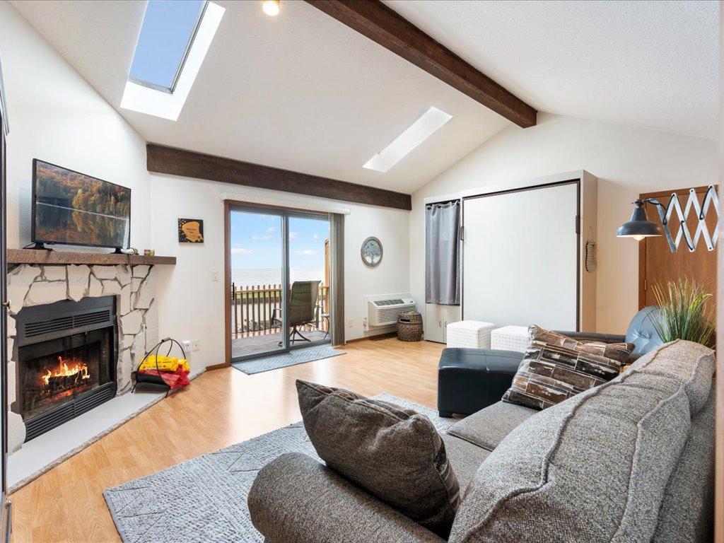 10490 US Highway 169 Unit: 303