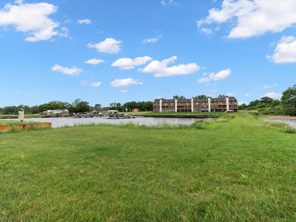 10490 US Highway 169 Unit: 303