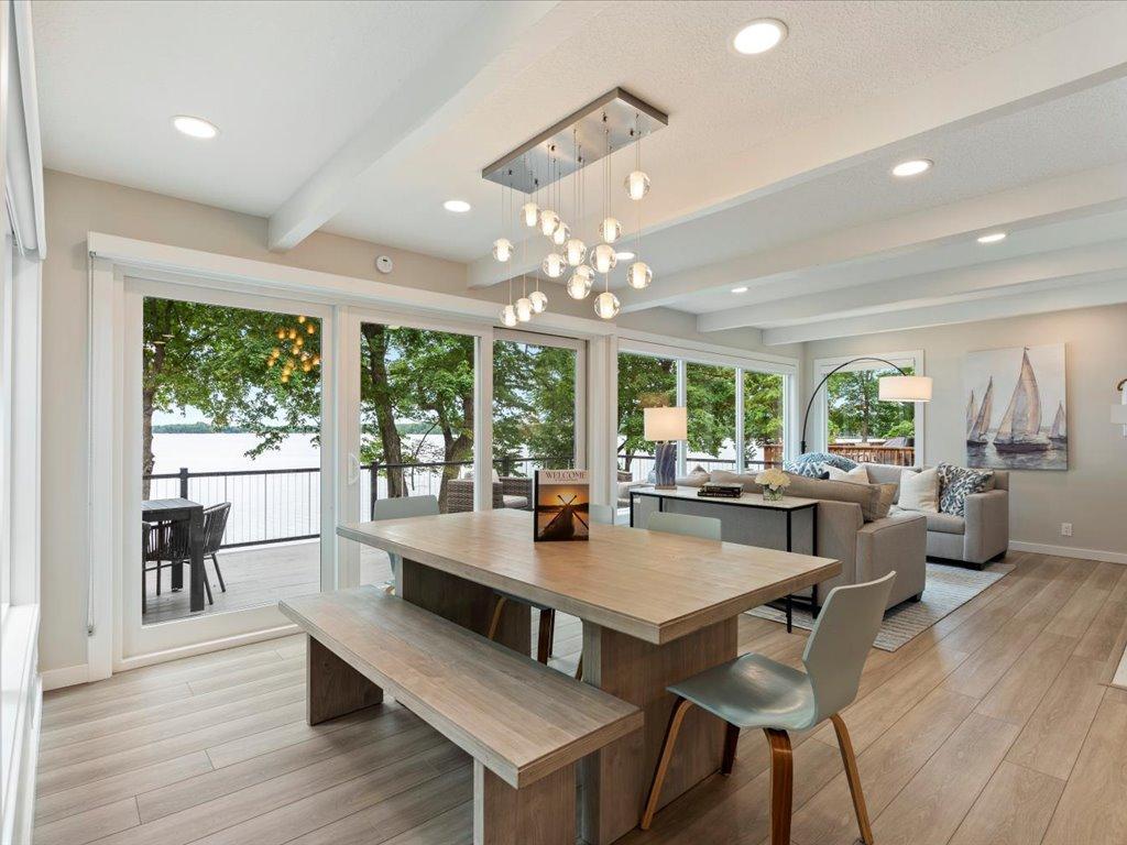 1725 White Cloud Drive N