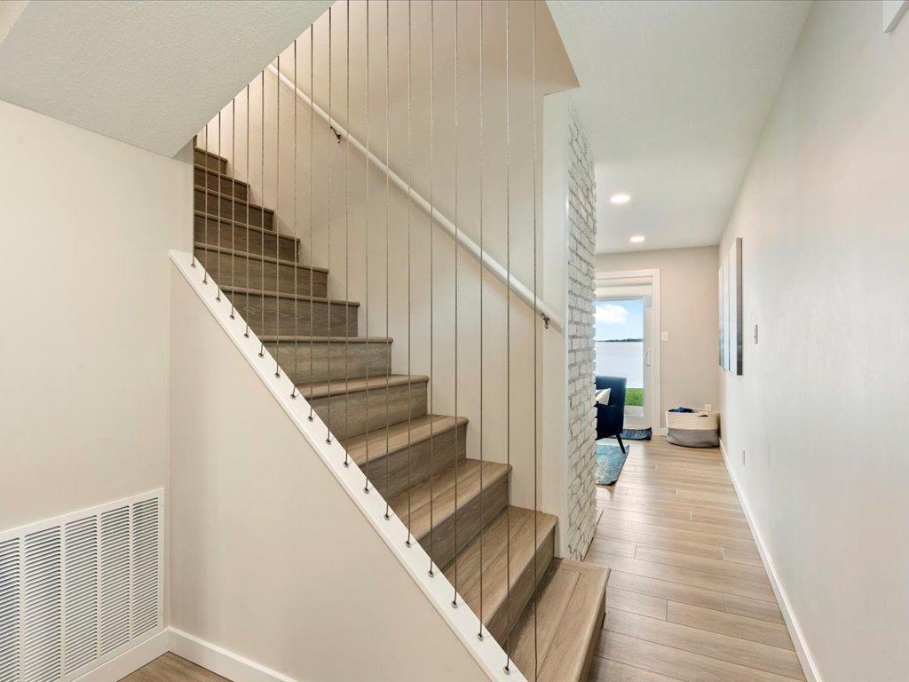 1725 White Cloud Drive N