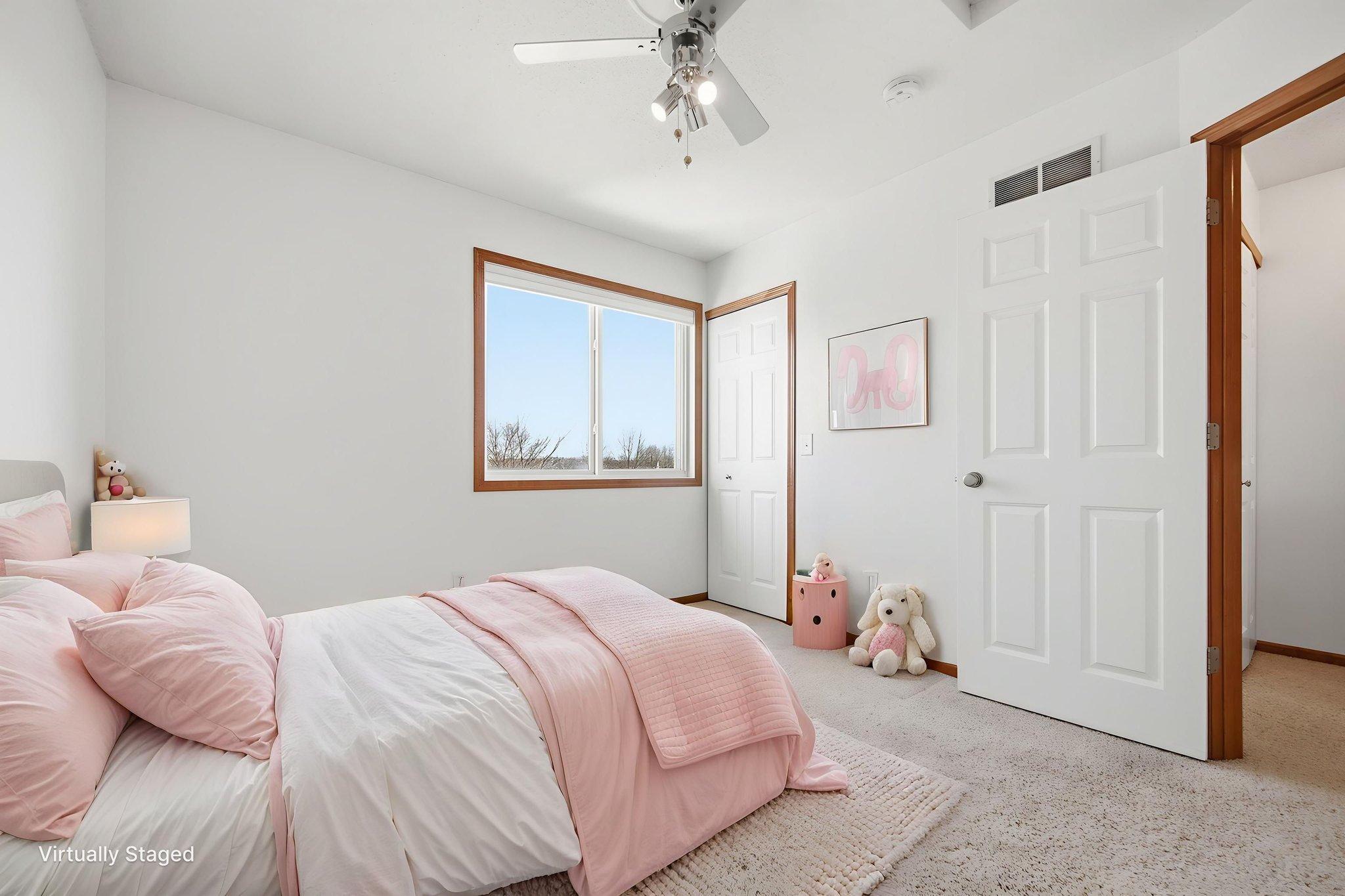5027 Evergreen Drive N Unit: 7