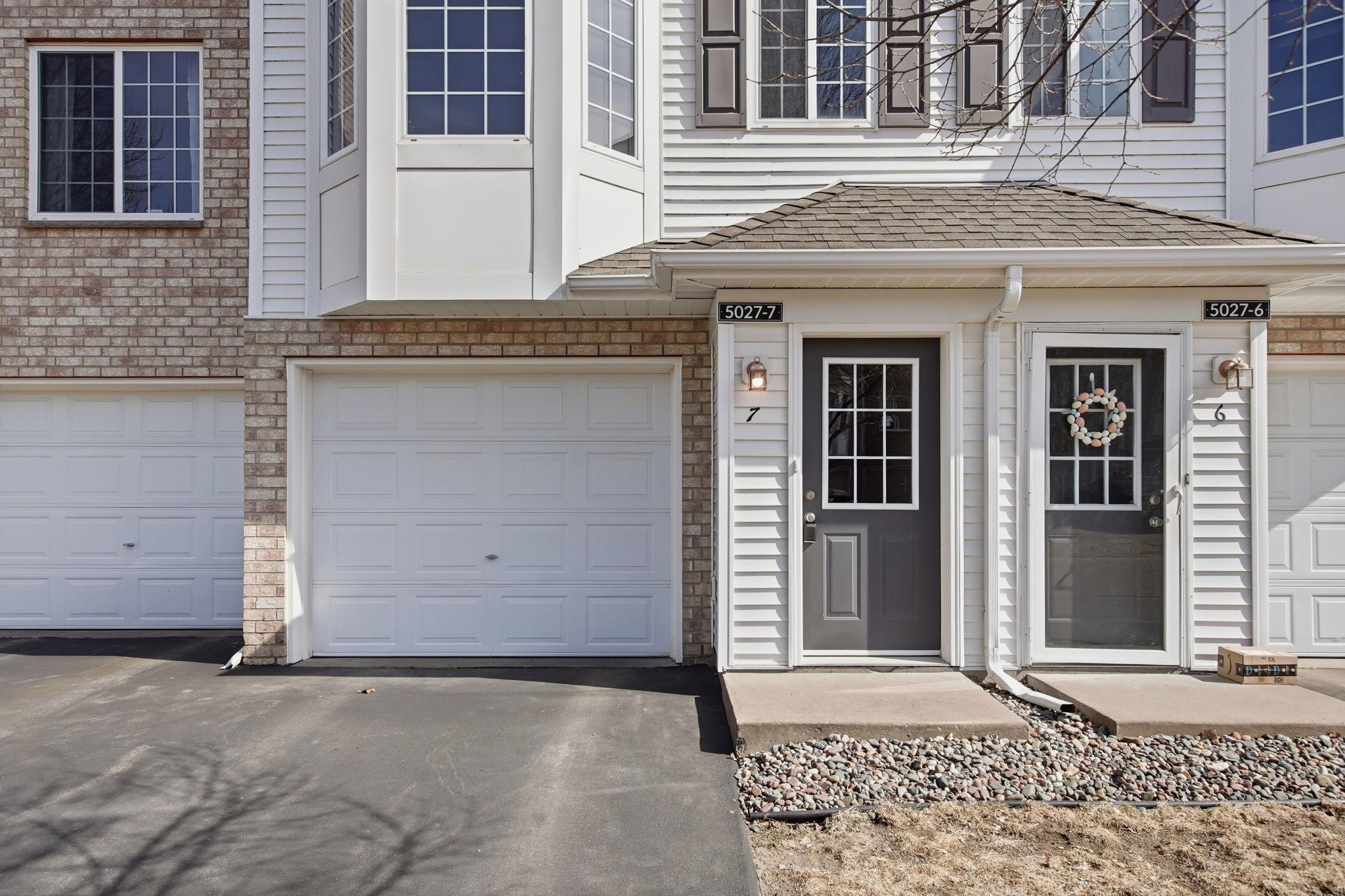 5027 Evergreen Drive N Unit: 7