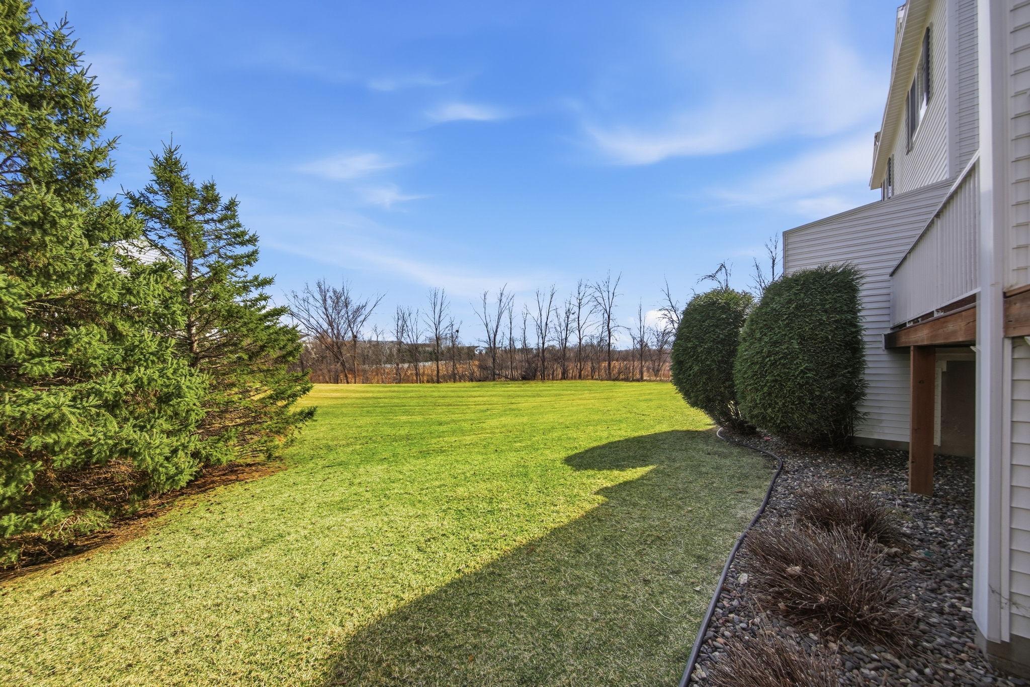 5027 Evergreen Drive N Unit: 7