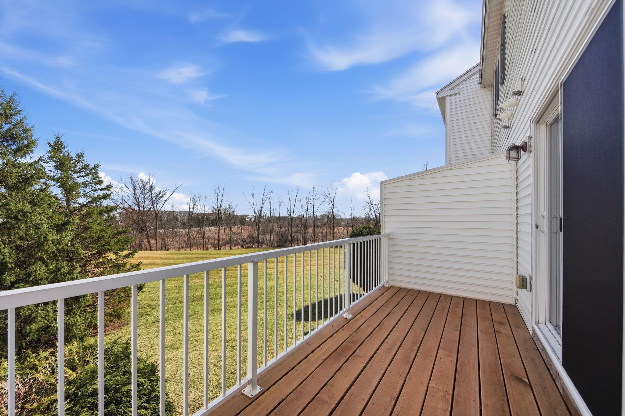 5027 Evergreen Drive N Unit: 7