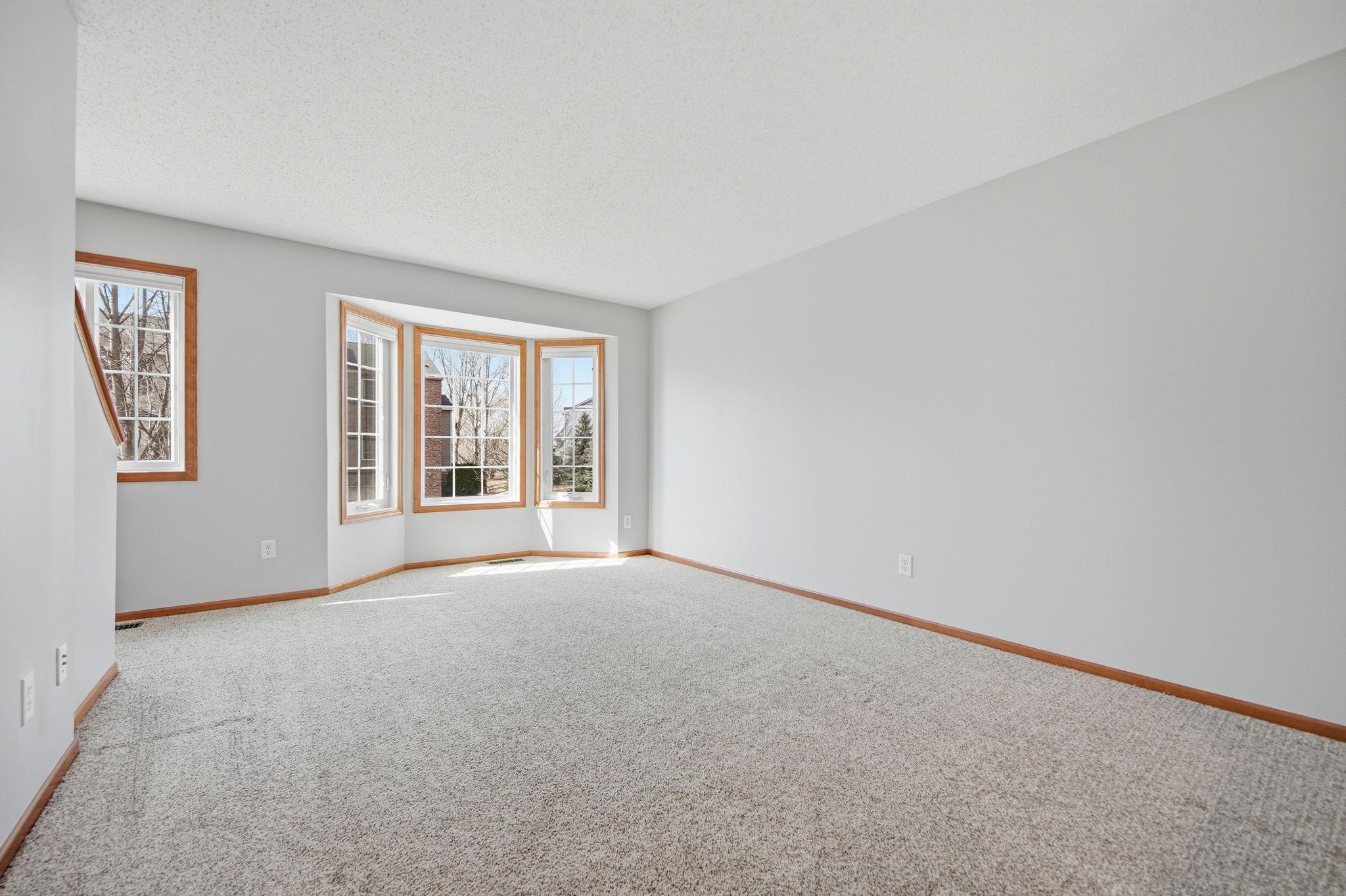 5027 Evergreen Drive N Unit: 7