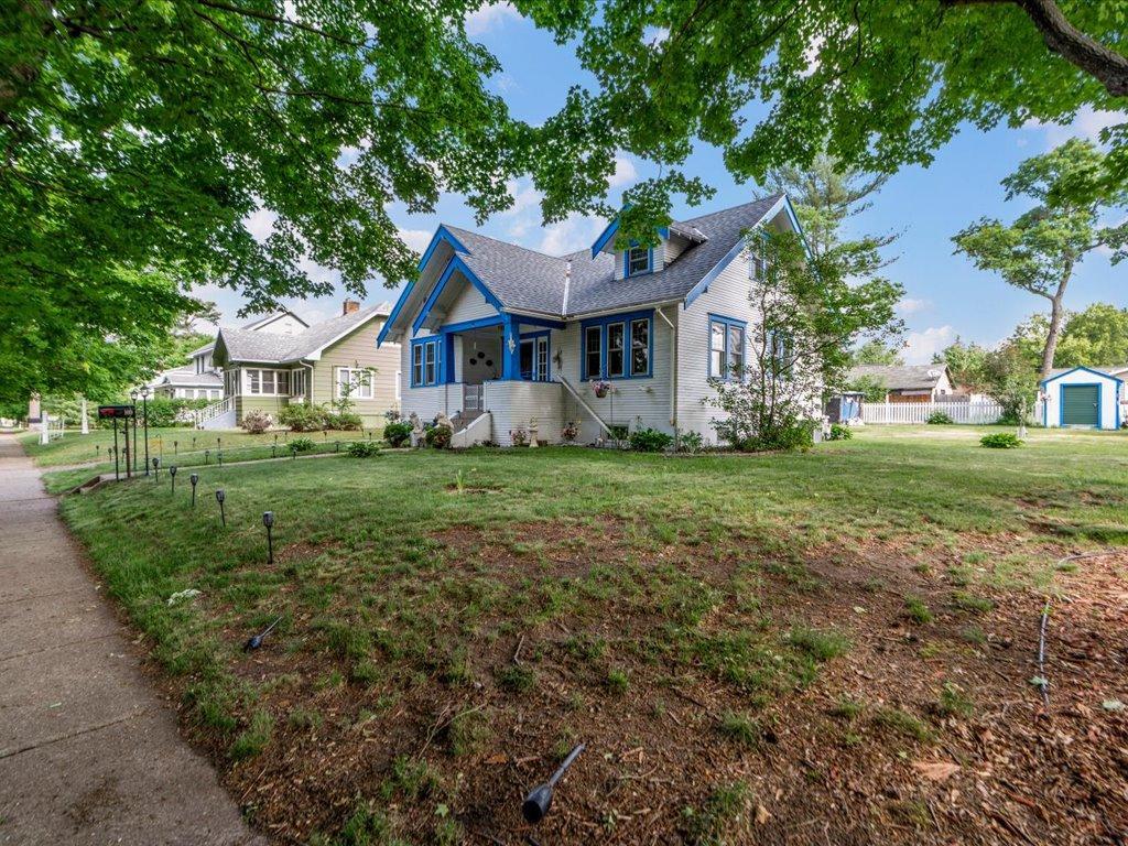 109 2nd Street NW