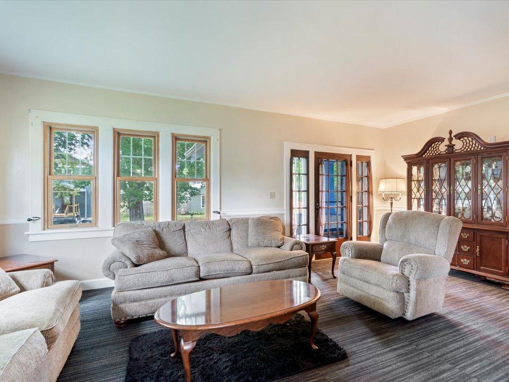 109 2nd Street NW