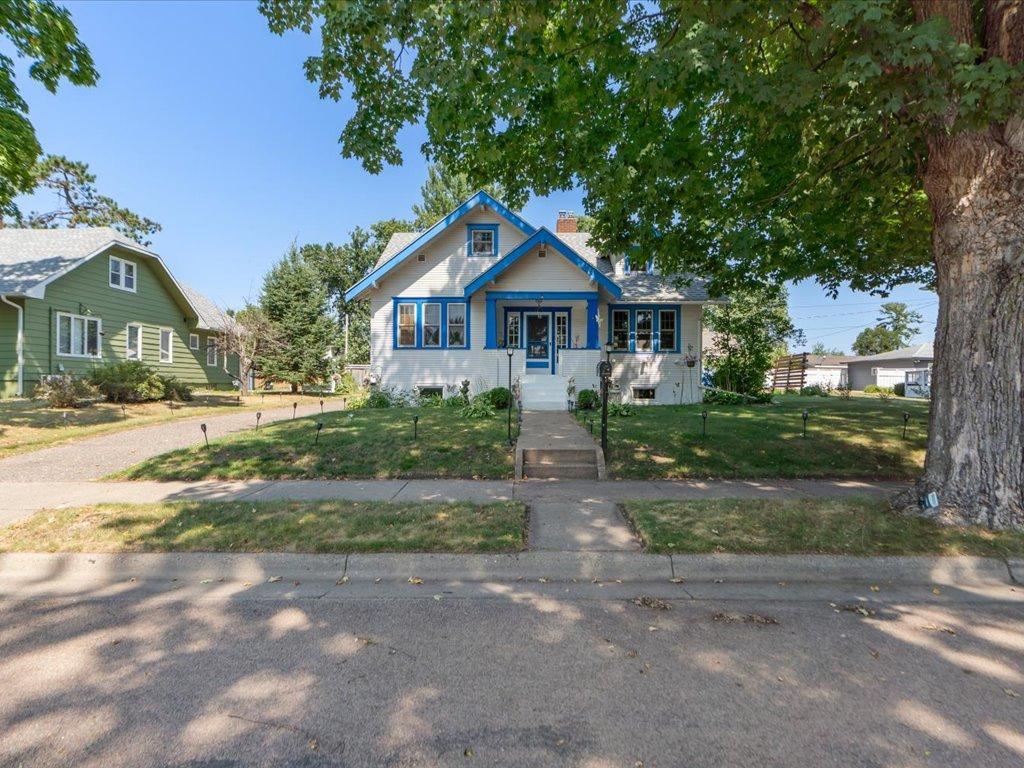 109 2nd Street NW