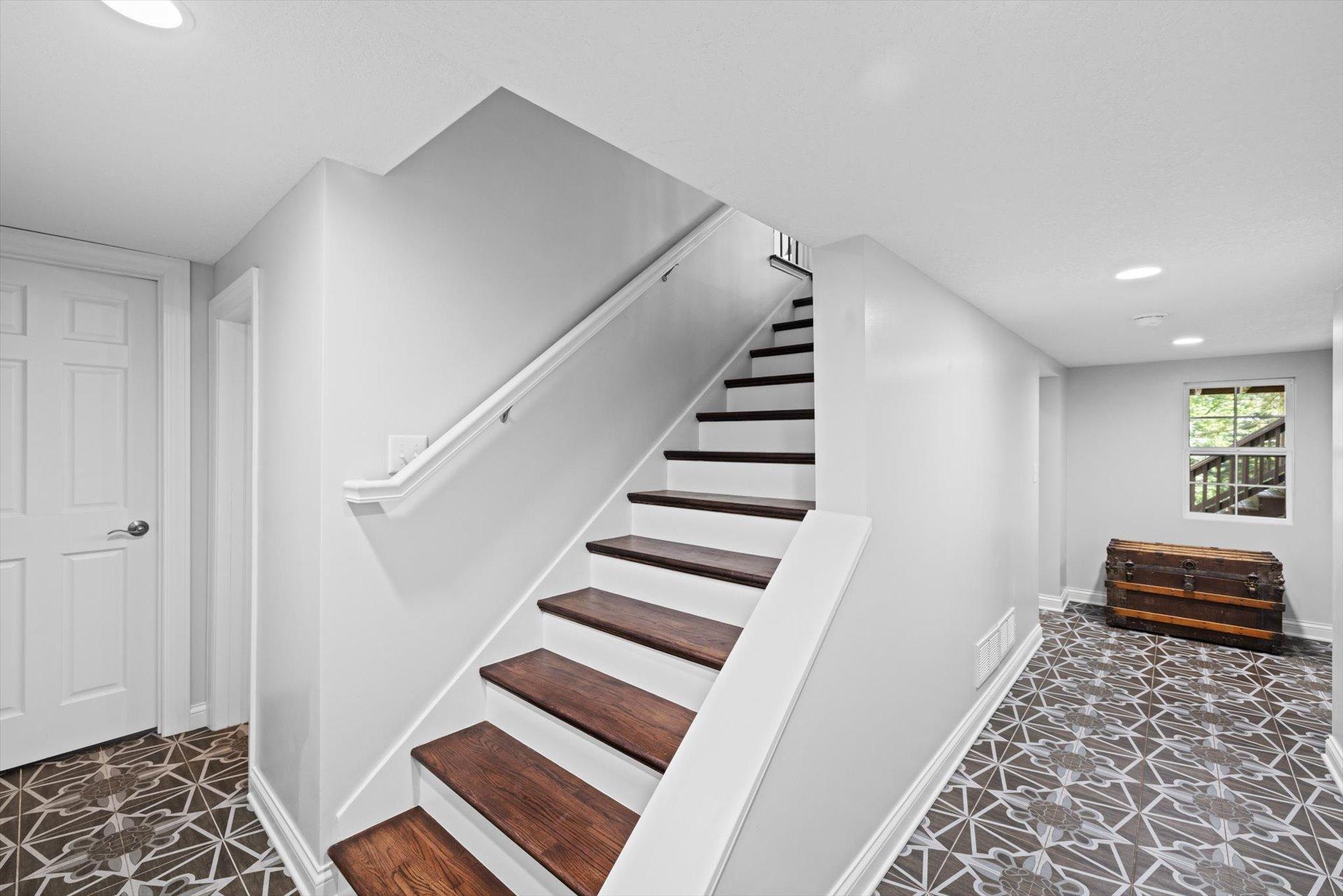 612 Nelson Road