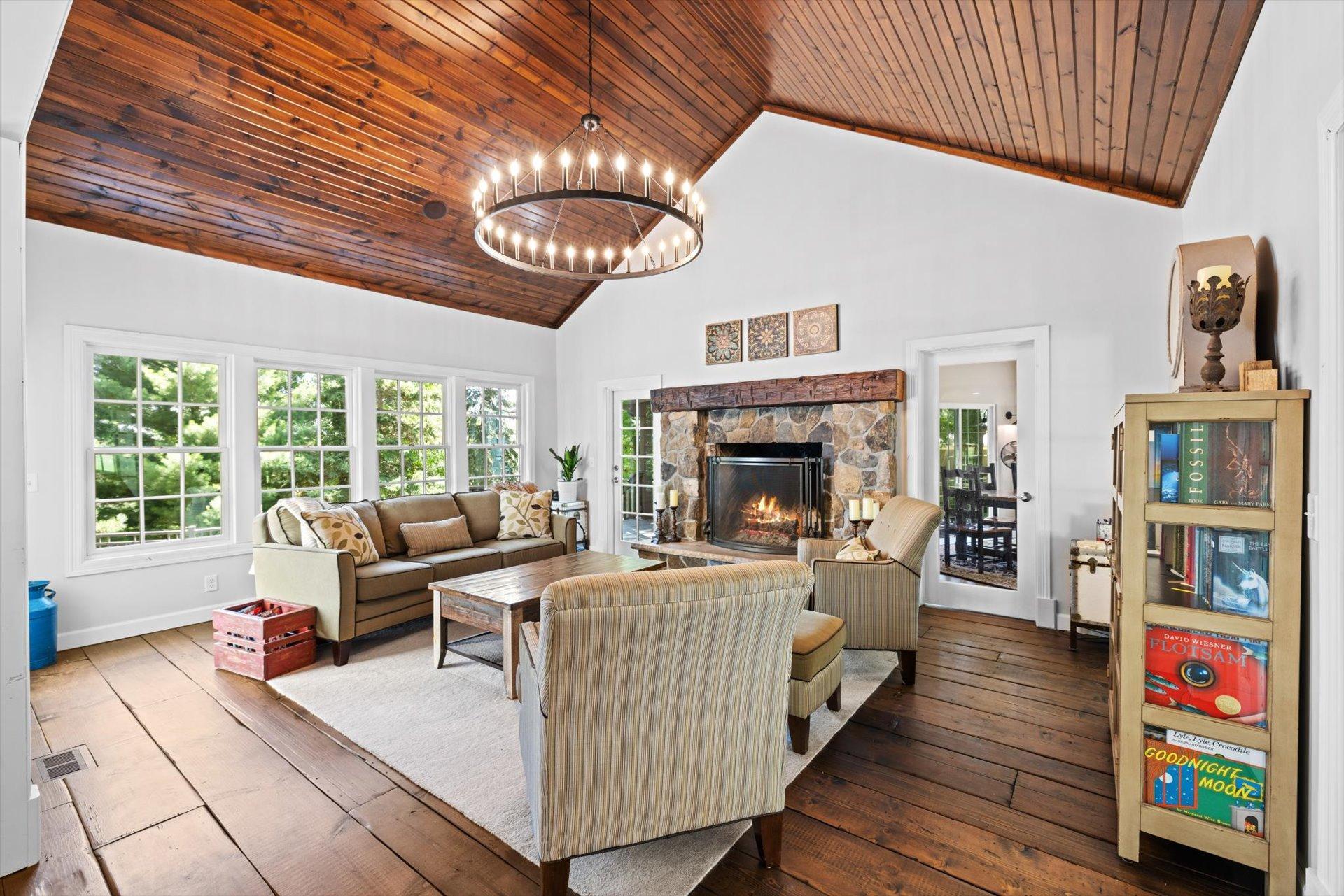 612 Nelson Road