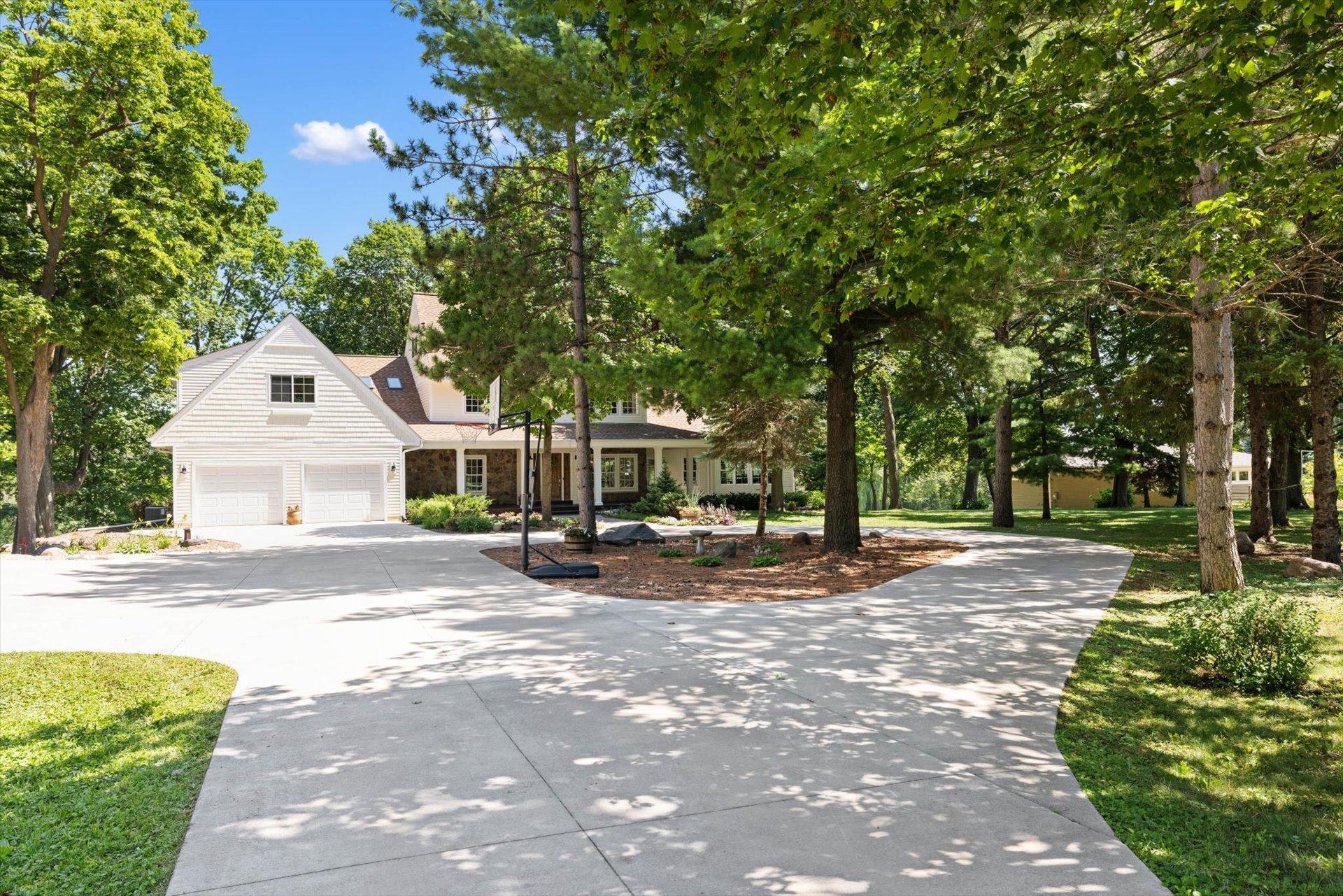 612 Nelson Road