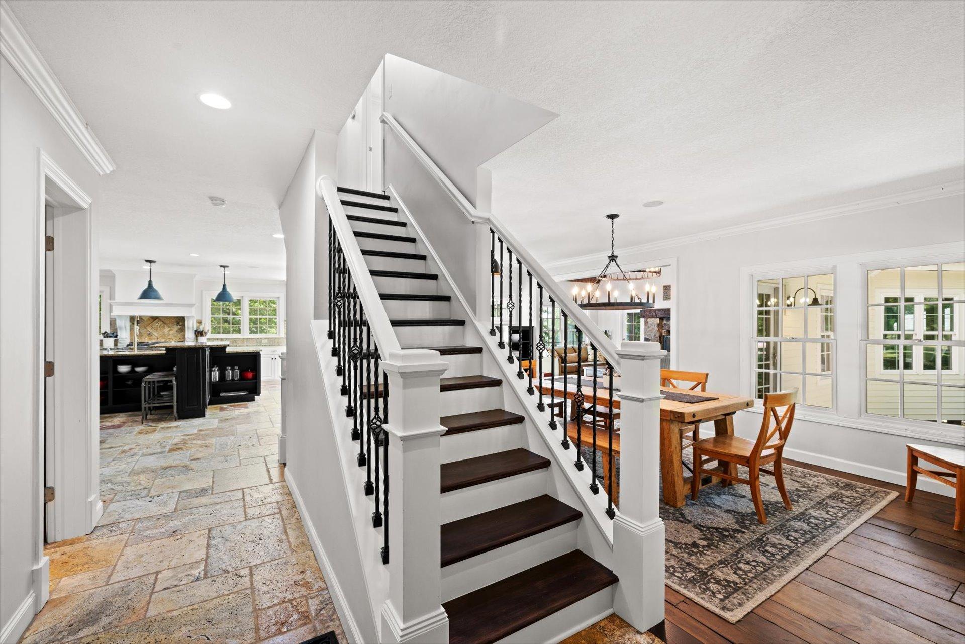 612 Nelson Road