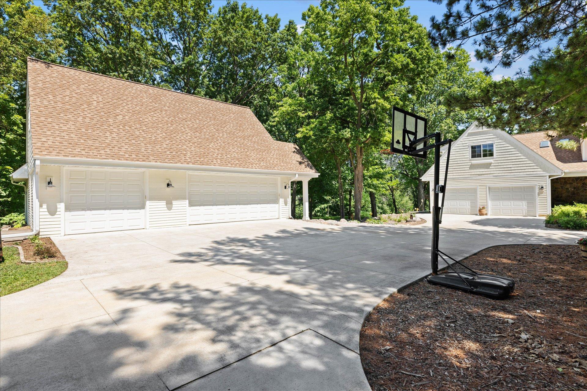 612 Nelson Road