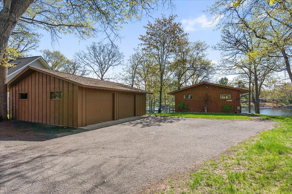 12388 Brookwood Circle