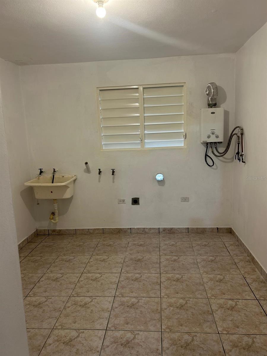 795 KM. 3.6 SECTOR LA MESA BO. RIO CAÑAS #1