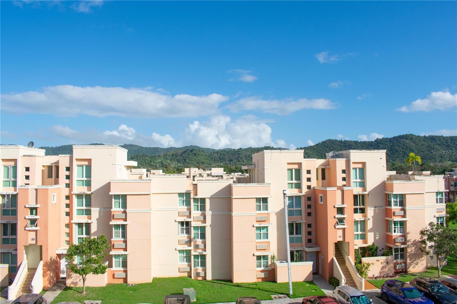 400 GRAN BOULEVARD #1 302