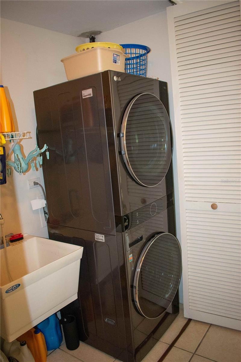 400 GRAN BOULEVARD #1 302