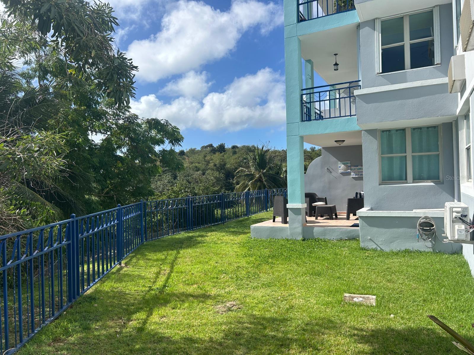 - COND. COSTA BRAVA #24 101