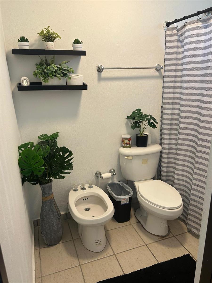 - COND. COSTA BRAVA #24 101