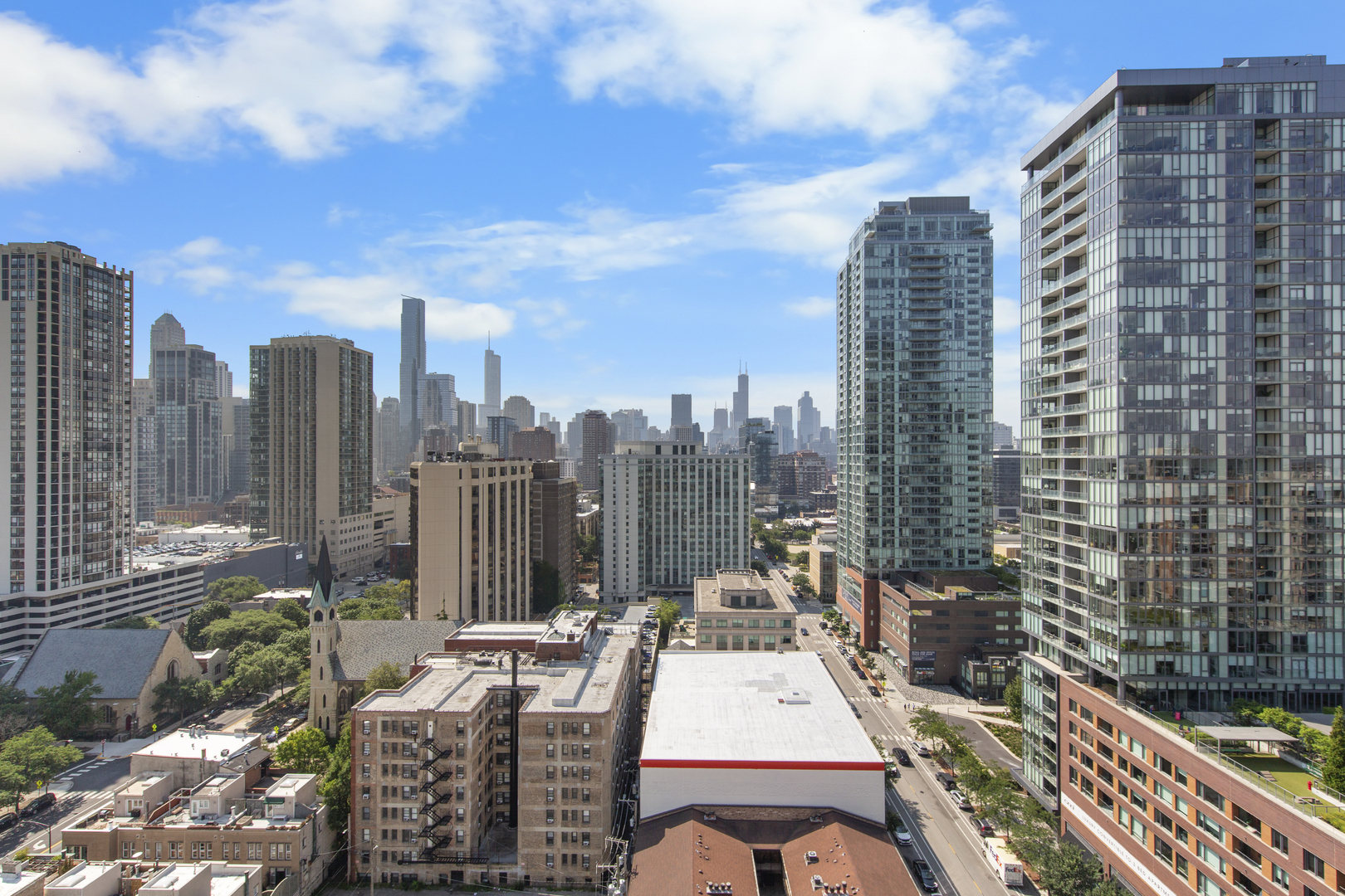 1212 N Lasalle Street Unit: 2009