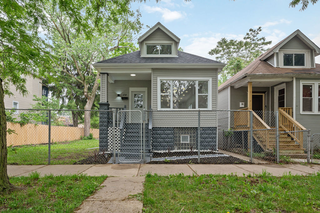 6721 S Ada Street